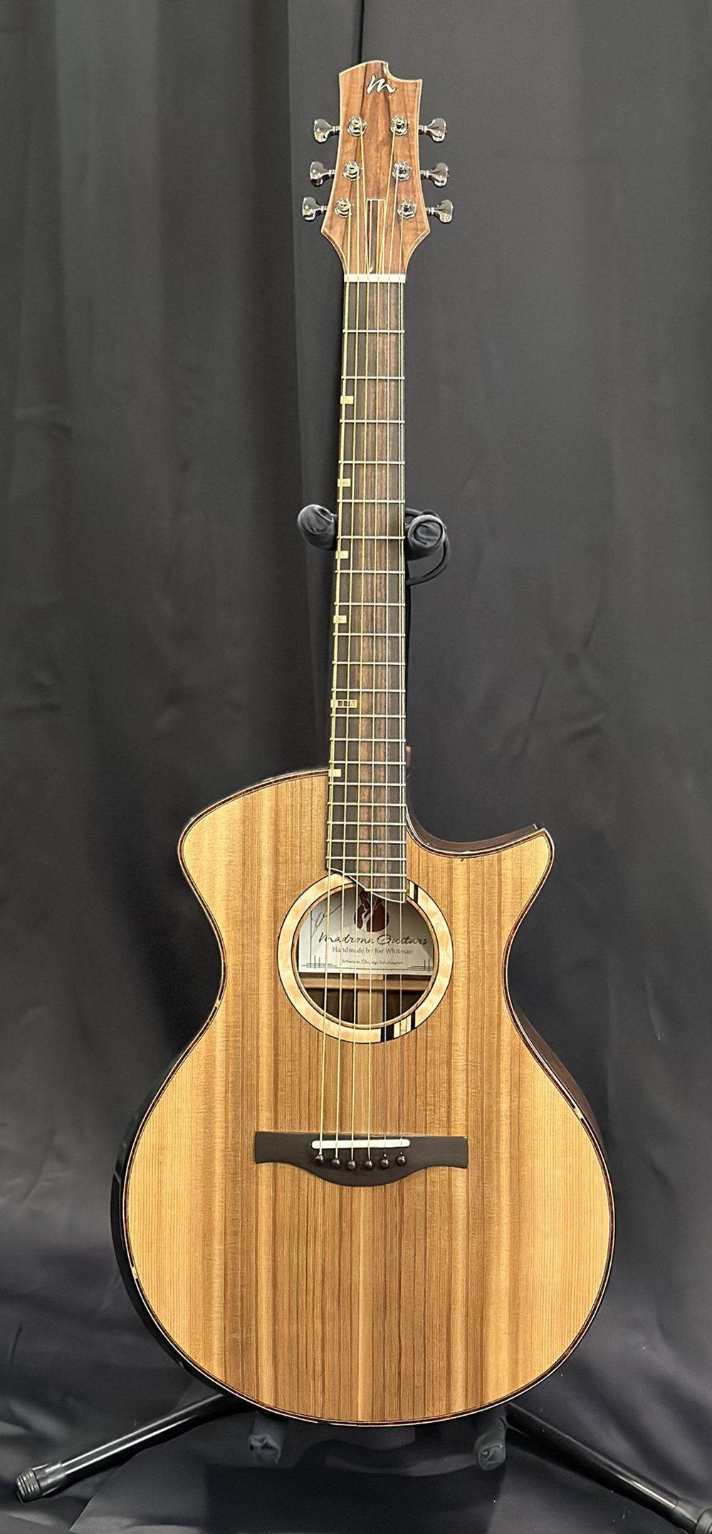 Vendovi OM Madrona Guitars Front 1