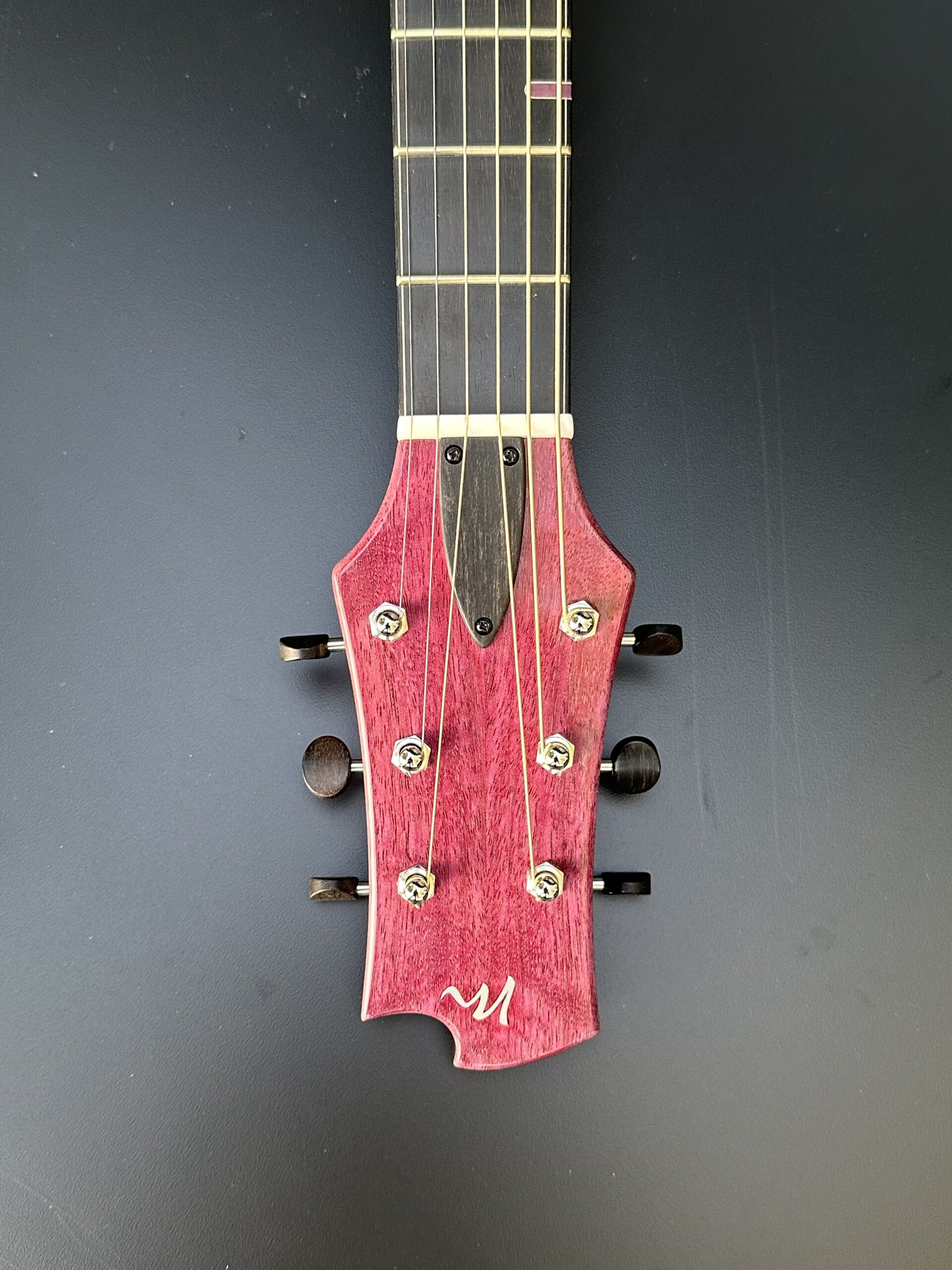 Madrona Guitars Sucia Headstock